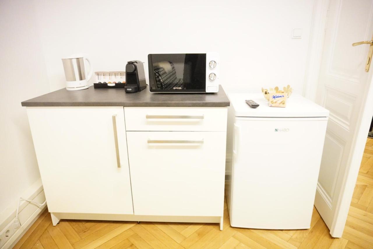 Urban City Apartment - Contactless Check-In ウィーン エクステリア 写真
